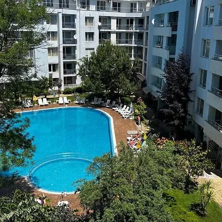 Apartment Paradise - Yassen *